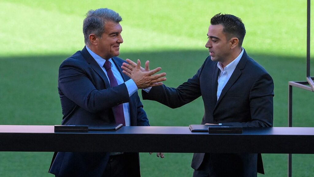 ¡Xavi tiene exigencias! Los fichajes en verano, vitales para el «sí» del míster a seguir en el Barça