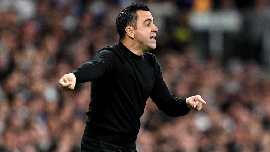 ¡Todo sigue abierto! Xavi podría seguir en el Barça a pesar del ‘KO’ en el Clásico