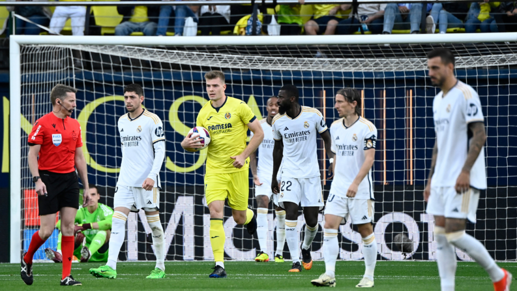 Sorloth tira de épica y remonta al Real Madrid en la Cerámica en un divertido partido (4-4)