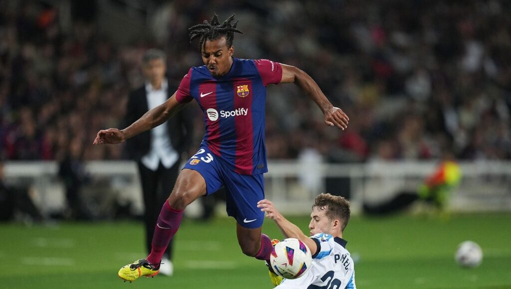 Jules Koundé pone por encima al Barça y se ‘olvida’ de su obsesión por el centro de la defensa