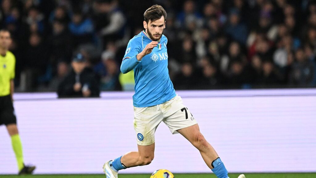 El Nápoles aprieta con la renovación de Kvaratskhelia ante su interés de esperar al Barça