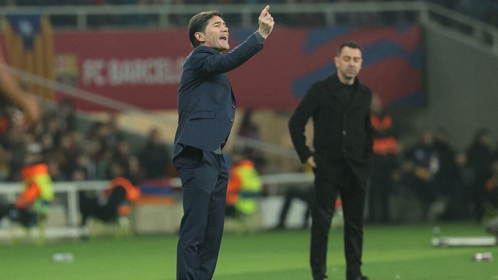 Marcelino manda un ‘recado’ a Xavi por quedarse en el Barça tras anunciar su salida