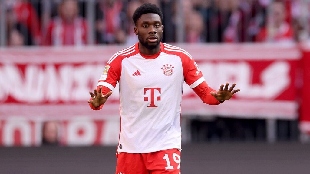 Alphonso Davies abre la puerta a su posible fichaje por el Real Madrid