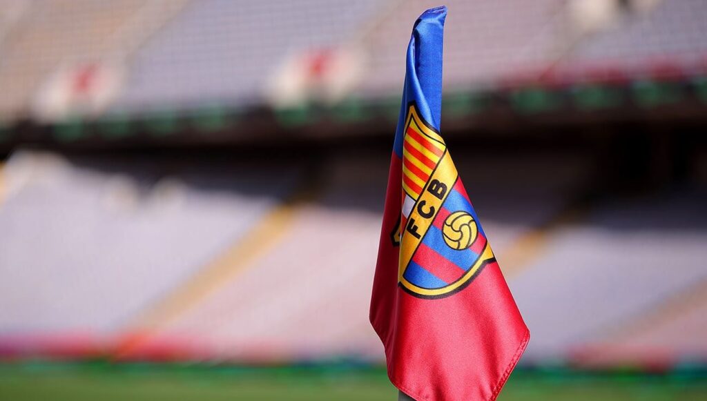 El prometedor central brasileño que quiere el FC Barcelona