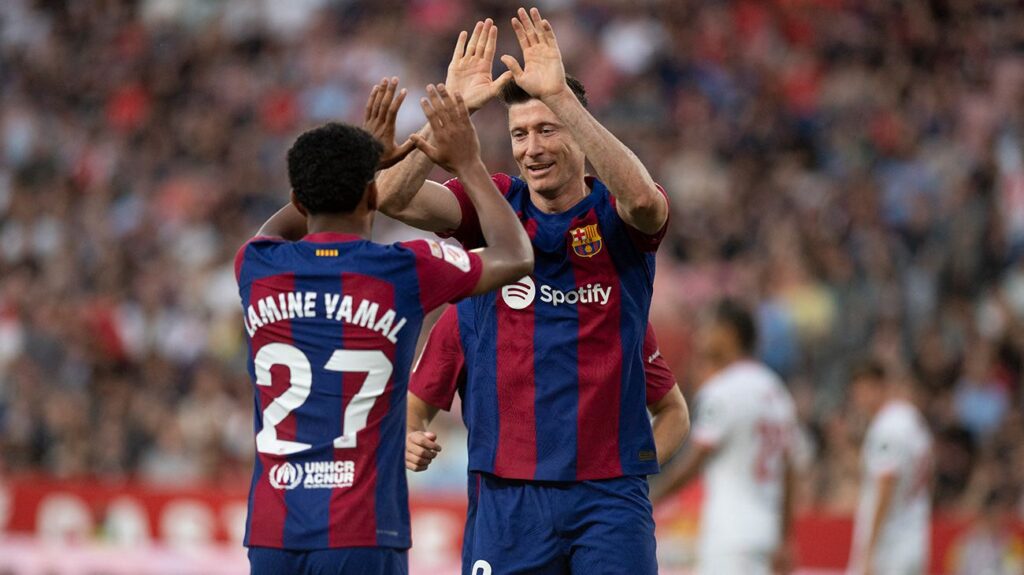 Lamine Yamal y Lewandowski formarán parte de la columna vertebral del nuevo Barça de Hansi Flick