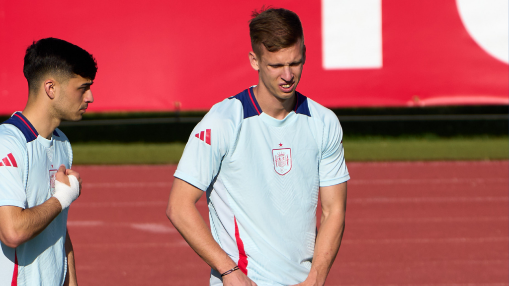 Así está llevando Dani Olmo su posible fichaje por el FC Barcelona