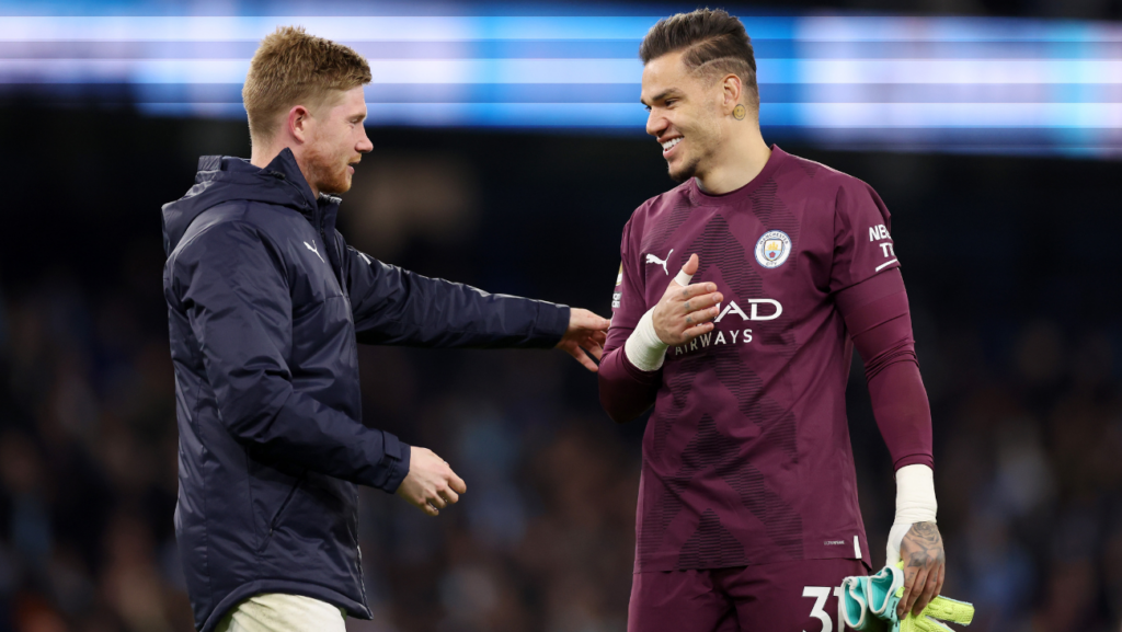 Pep Guardiola no descarta la salida de una de las estrellas del Manchester City