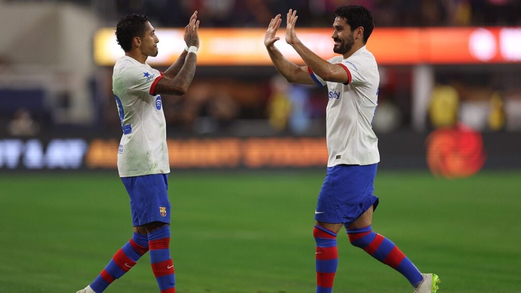 ENCUESTA: ¿Qué debe hacer el FC Barcelona con Raphinha y Gündogan?
