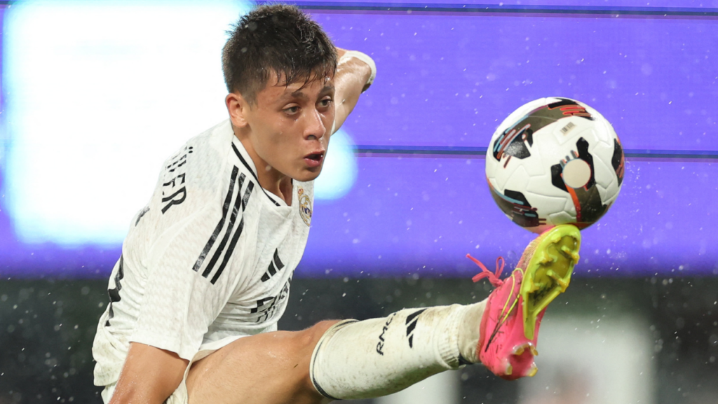 Un titularísimo del FC Barcelona se ‘rinde’ a una de las jóvenes estrellas del Real Madrid