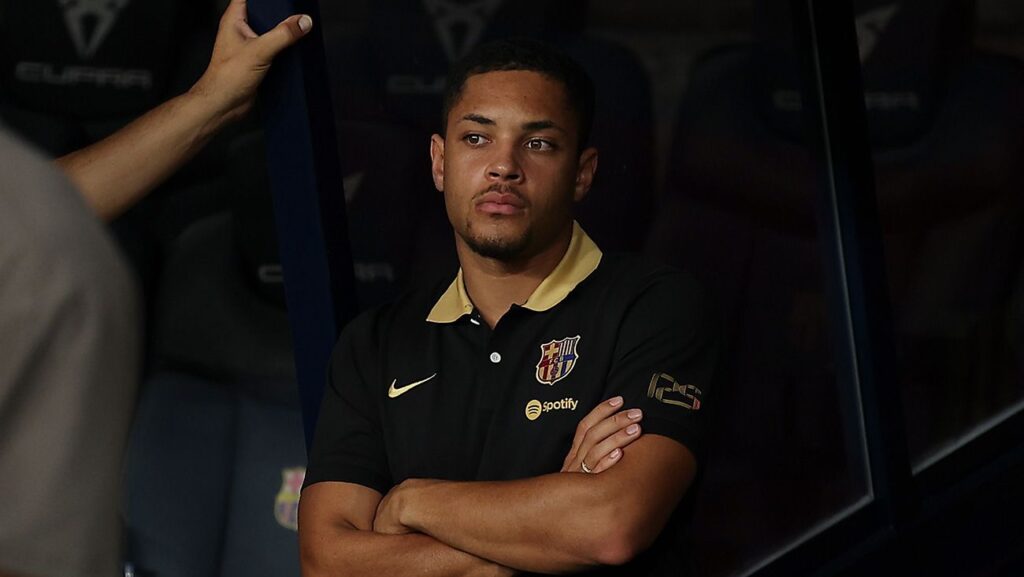 La frustración que mostró Vitor Roque en su despedida del FC Barcelona