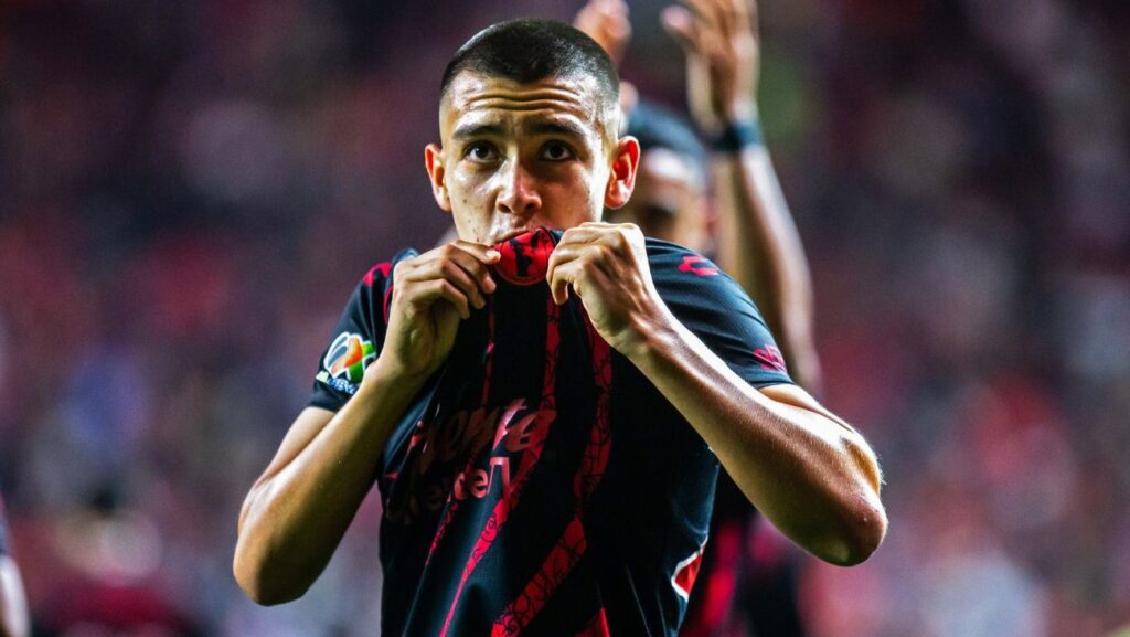 El FC Barcelona está tras la pista de Gilberto Mora, la nueva ‘joya’ del fútbol mexicano