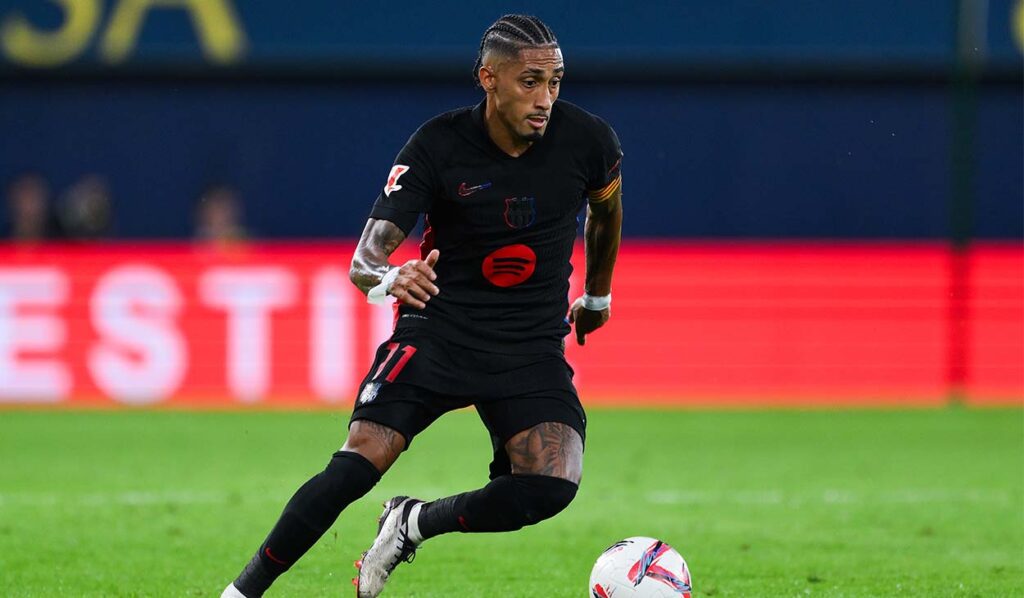 Raphinha volvió a lucirse: Doblete ante el Villarreal y suma 5 goles en 7 partidos