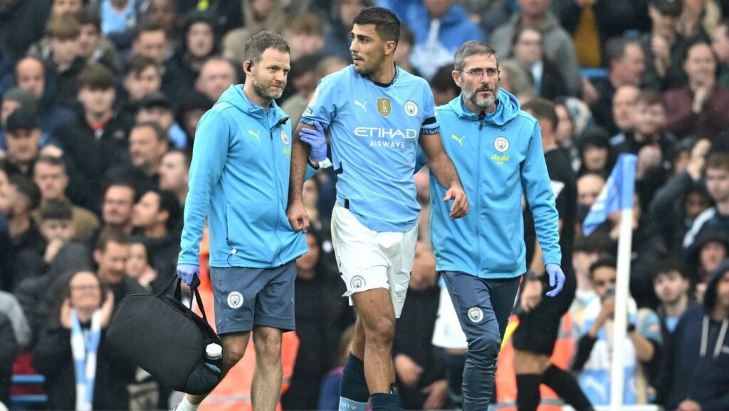 ¡Pronóstico desalentador! La grave lesión que podría haber sufrido Rodri en el City-Arsenal
