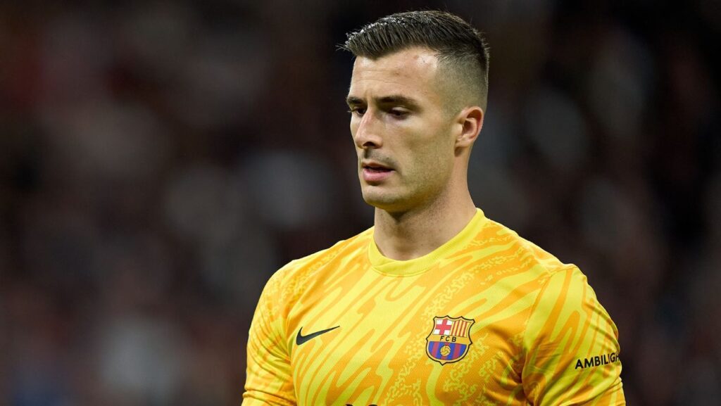 El FC Barcelona no descarta abordar en breve la renovación de Iñaki Peña