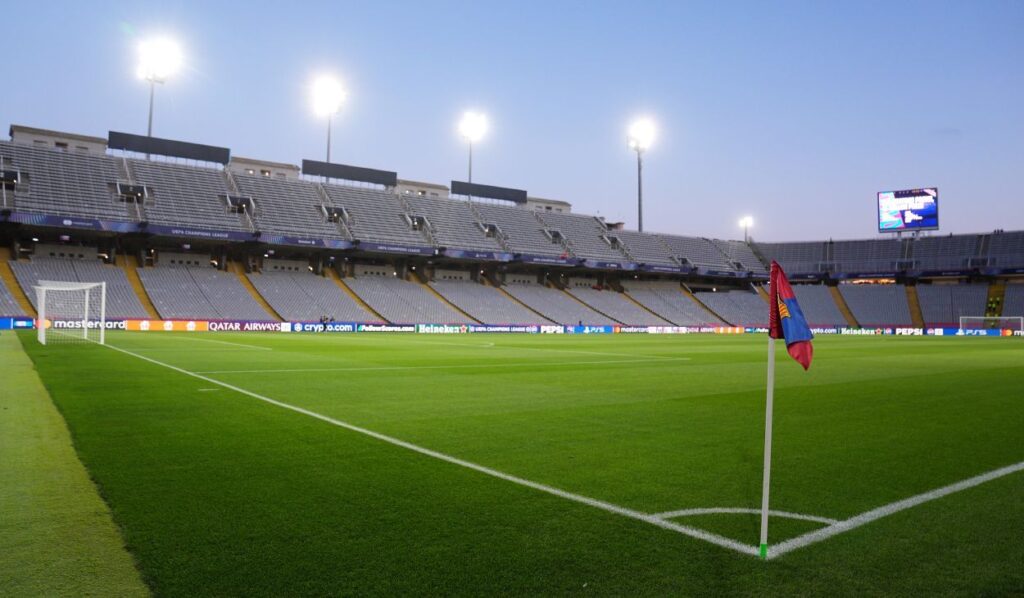 Montjuïc rompió su récord de asistencia para presenciar la ‘paliza’ del Barça al Bayern