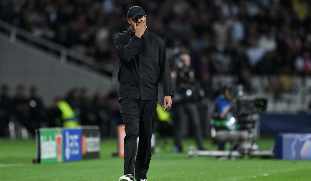 ¡La impotencia del Bayern! Kompany hizo 4 cambios de golpe contra el Barça