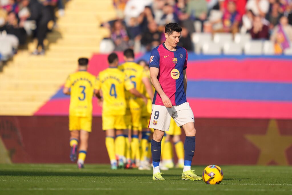 Pesadilla antes de Navidad: El Madrid con dos partidos menos y a cuatro puntos del Barça