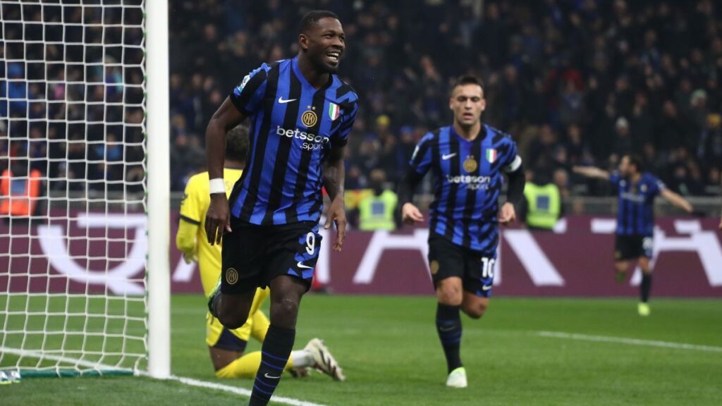 El Barcelona quiere ‘pescar’ en el Inter de Milán a un relevo ‘top’ para Robert Lewandowski