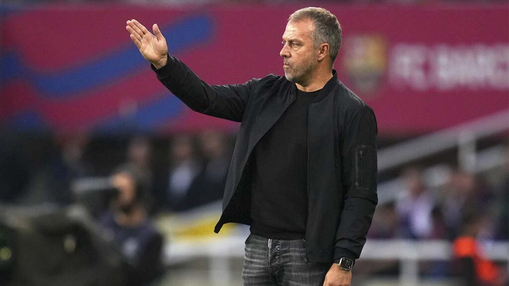 El FC Barcelona y la regla del 1:1: Hansi Flick presiona para fichar un nuevo delantero
