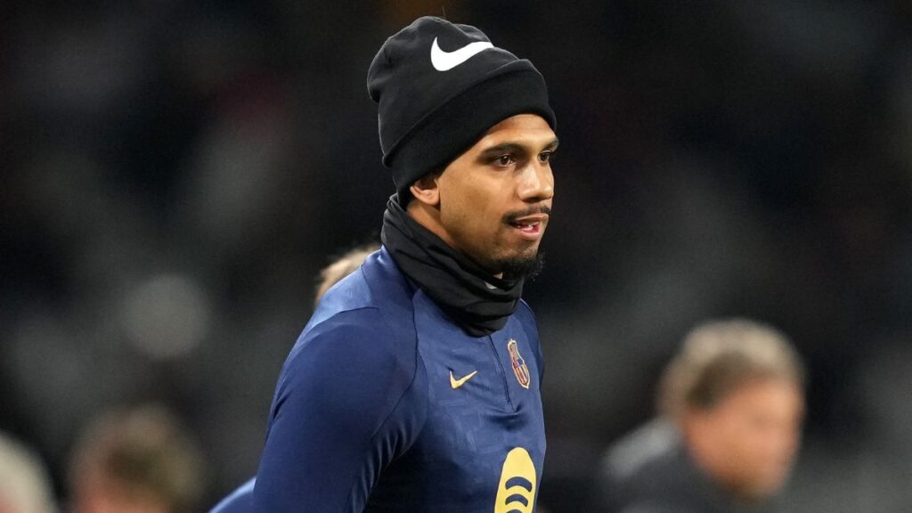 ¡Escándalo! Posible boicot de los agentes de Araujo a su renovación con el Barcelona