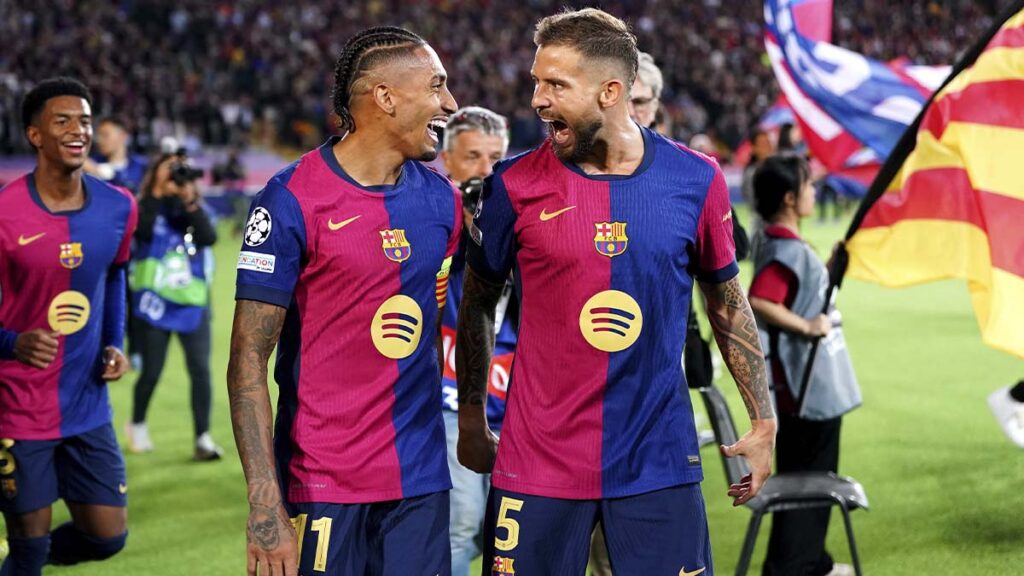 Vitor Roque: el as bajo la manga del Barça para asegurar a Iñigo Martínez