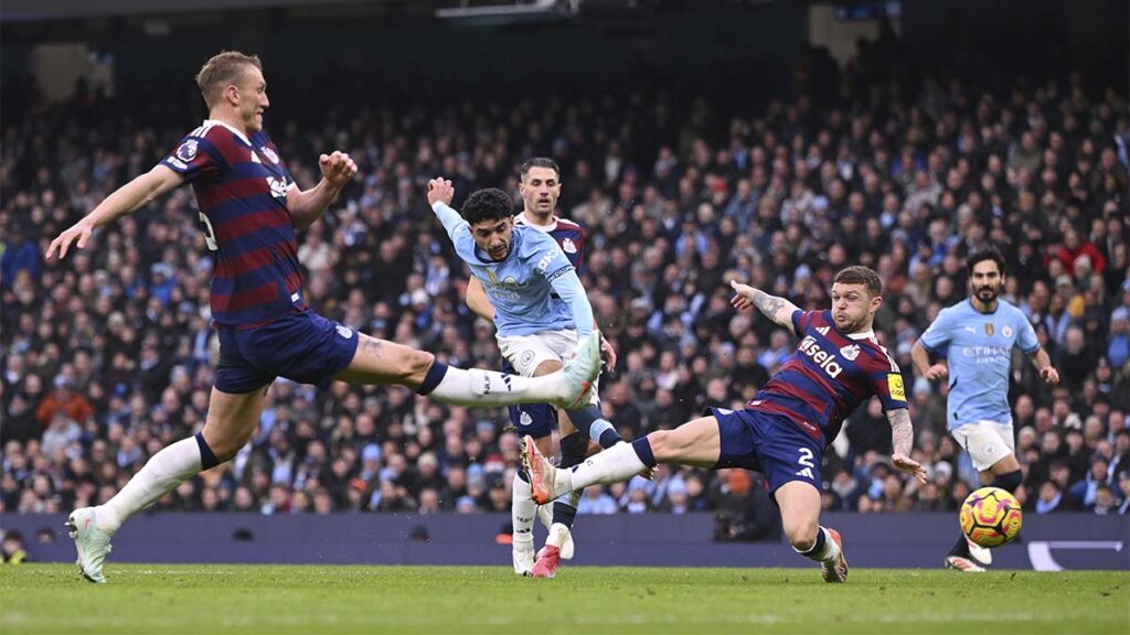 Omar Marmoush avisa al Real Madrid con su primer ‘hat-trick’ con el City