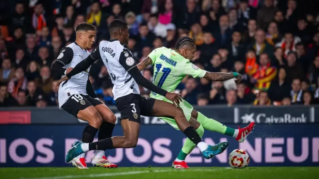 Raphinha, imparable: El registro que coronó el ’11’ con sus dos asistencias ante el Valencia