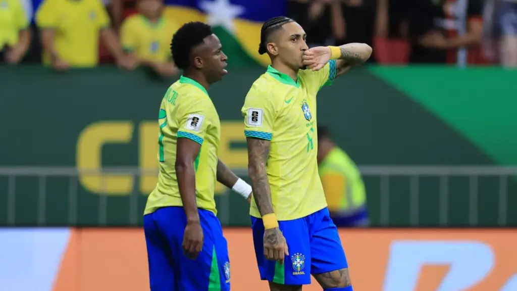 Euforia en Brasil con Raphinha: «Será uno de los principales candidatos al Balón de Oro»