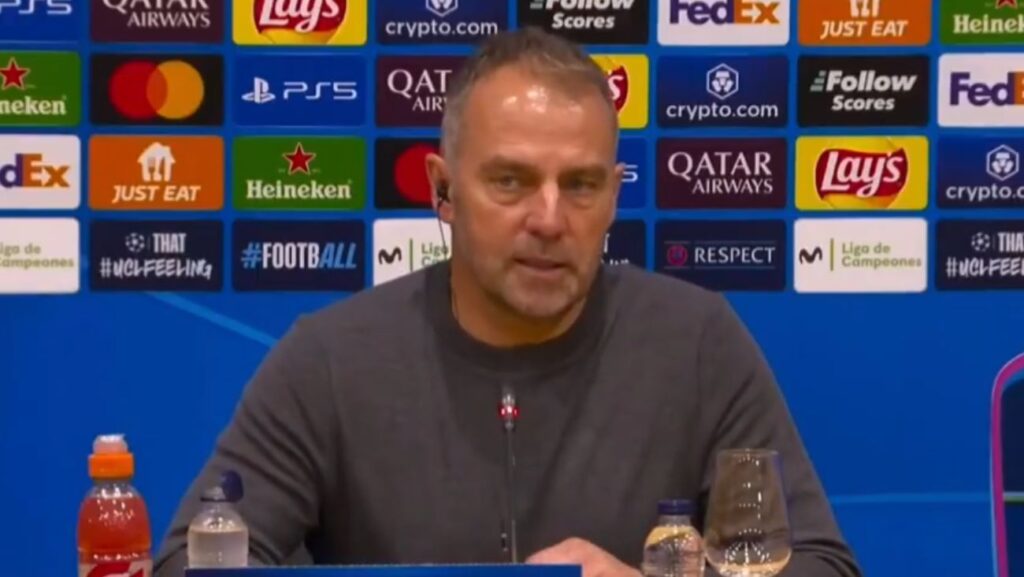 Hansi Flick celebra el 4-0 al Dortmund pero… lanza una advertencia