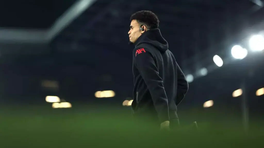 Flick rechaza el fichaje de Luis Díaz y señala a Nico Williams como prioritario