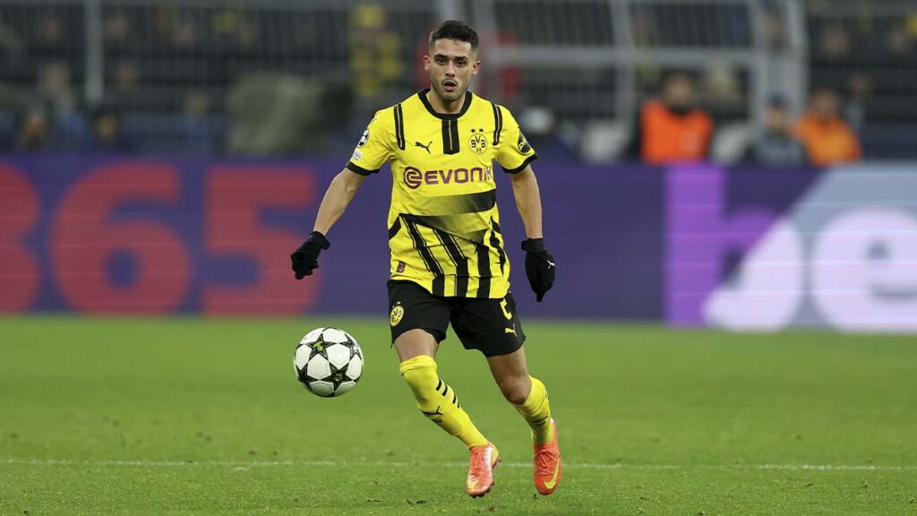 ¿Objetivo Barça?: Yan Couto, bajo la lupa contra el Dortmund