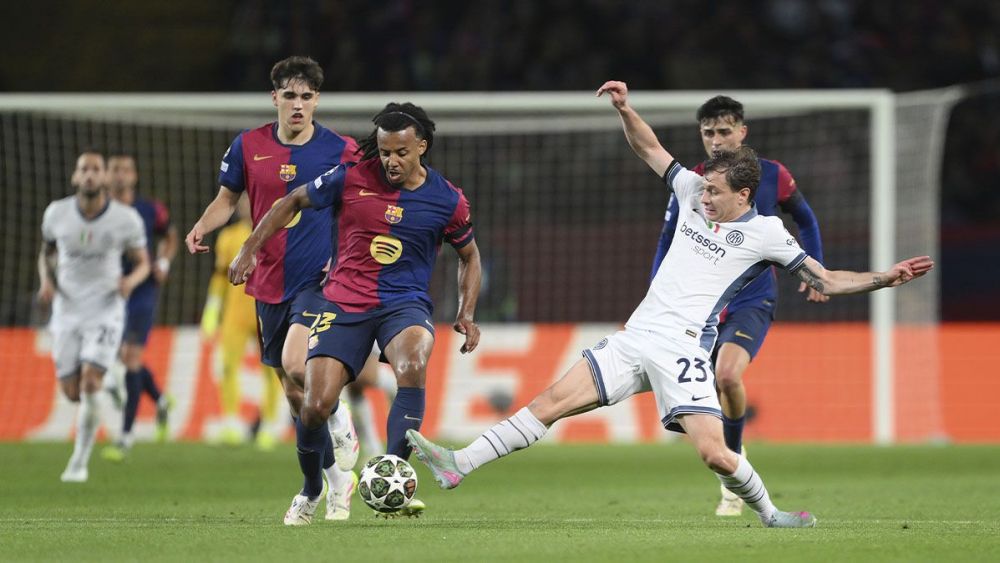 ¡Alarma en el Barça! Jules Koundé se lesiona contra el Inter ¡Alarma en el Barça! Jules Koundé se lesiona contra el Inter