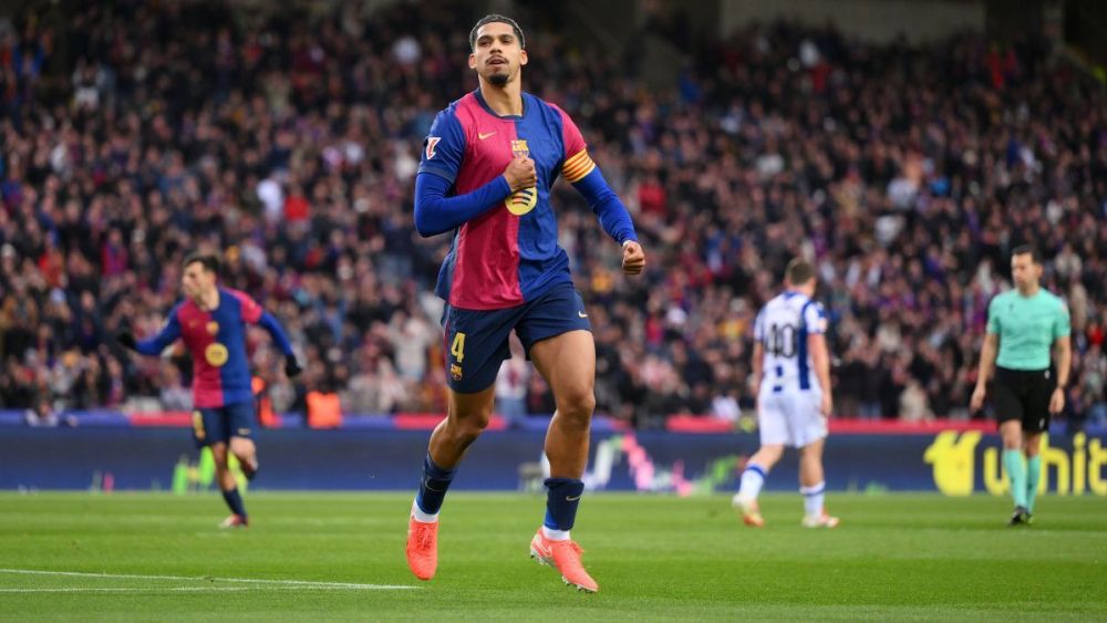 Ronald Araujo, otra alternativa de emergencia para jugar en el lateral izquierdo Ronald Araujo, otra alternativa de emergencia para jugar en el lateral izquierdo