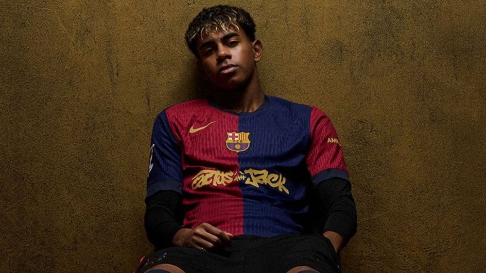Lamine Yamal con la camiseta del Barça de Travis Scott edición limitada Lamine Yamal con la camiseta del Barça de Travis Scott edición limitada