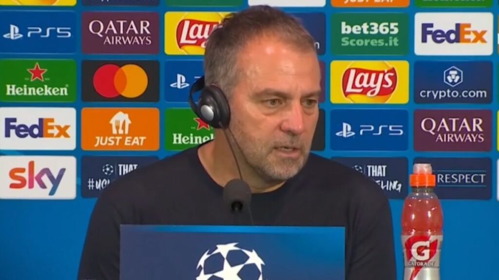 Flick apunta al arbitraje de Marciniak en Milán: «Los 50/50 siempre caían del lado del Inter»