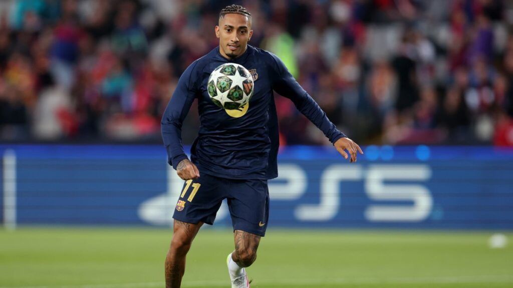 El Barça mueve ficha: Deco se reúne con el agente de Raphinha para tratar su renovación