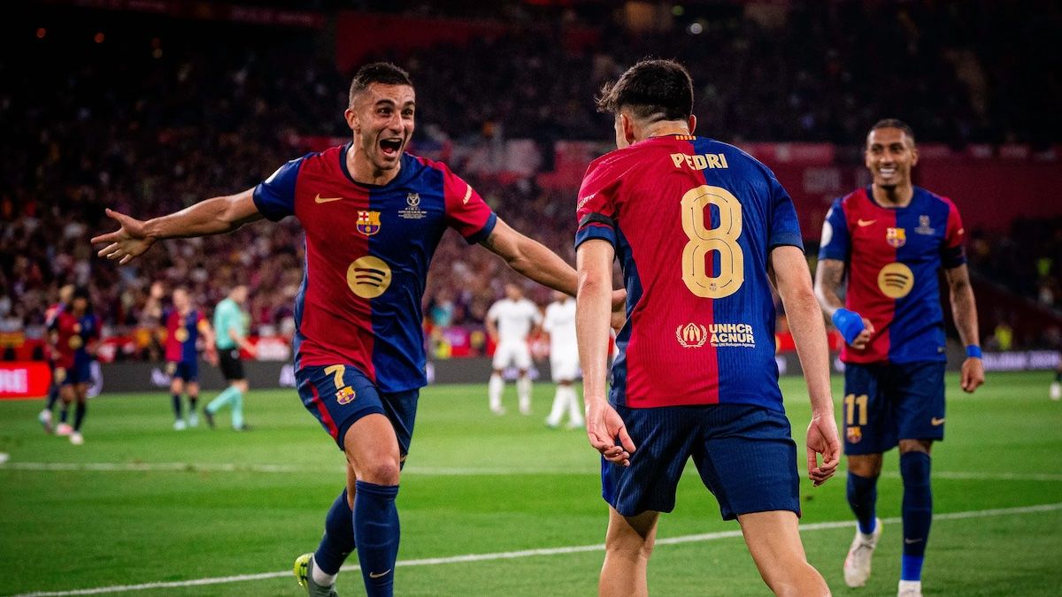 Pedri y Ferran durante la final de Copa del Rey 2025