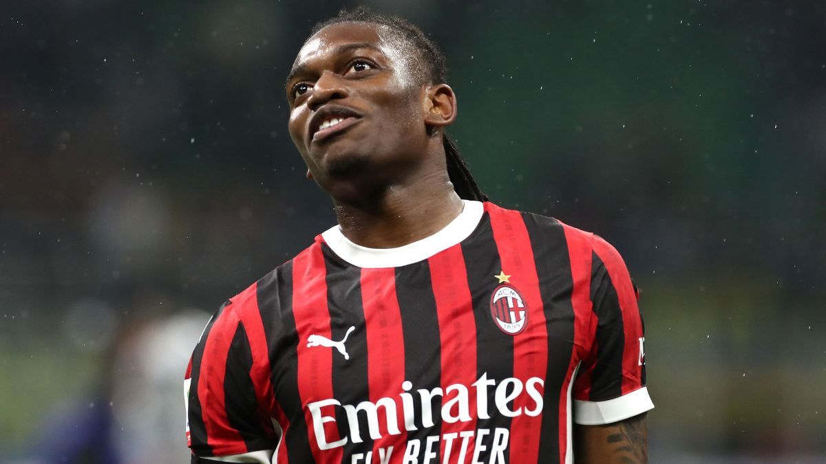 Rafa Leão en el duelo entre el AC Milan y el Inter en la final de la Coppa Italia Rafa Leão en el duelo entre el AC Milan y el Inter en la final de la Coppa Italia