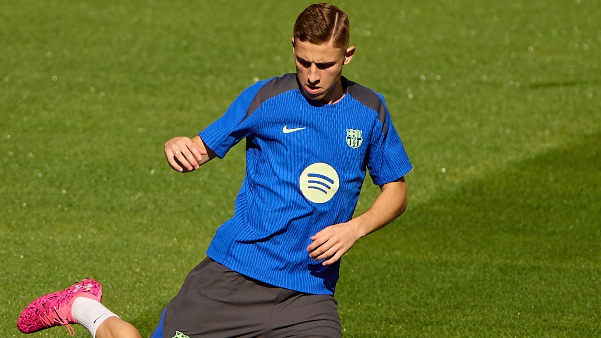 Fermín López en un entrenamiento con el FC Barcelona