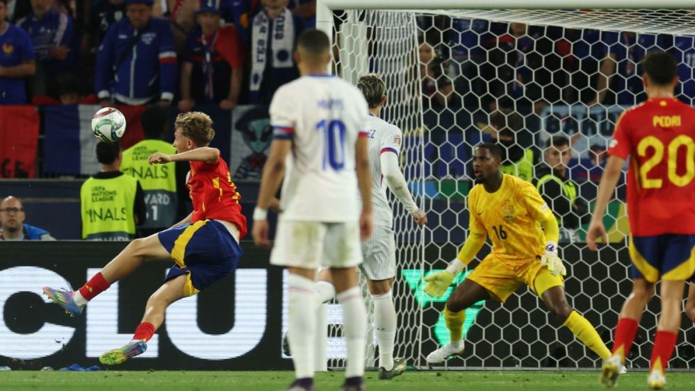 El 3 0 anulado a Dean Huijsen en el duelo entre España y Francia en la UEFA Nations League
