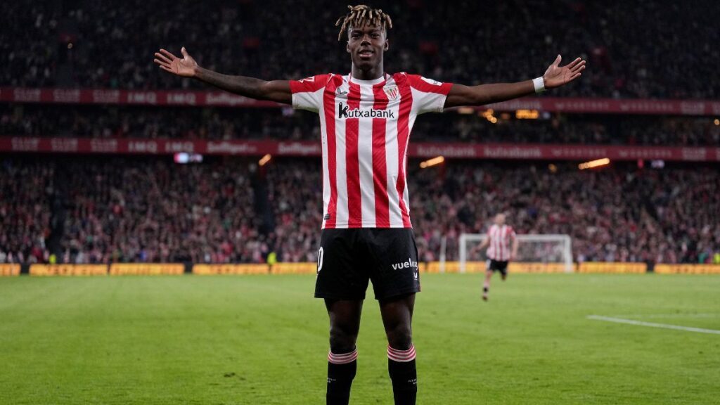 Nico Williams, camino al top 10 de fichajes del FC Barcelona