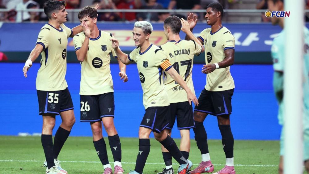 Gavi celebrando su anotación ante el FC Seoul en la gira de pretemporada del FC Barcelona (2)