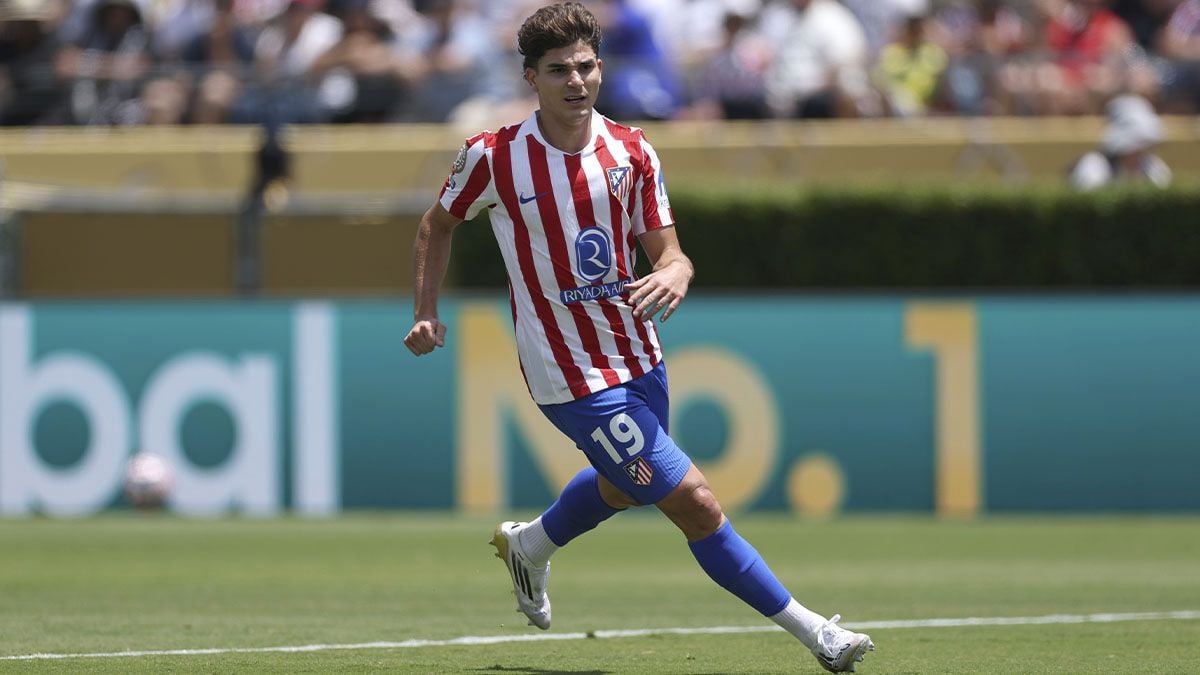 La crisis del Atlético acerca a Julián Álvarez al Barça