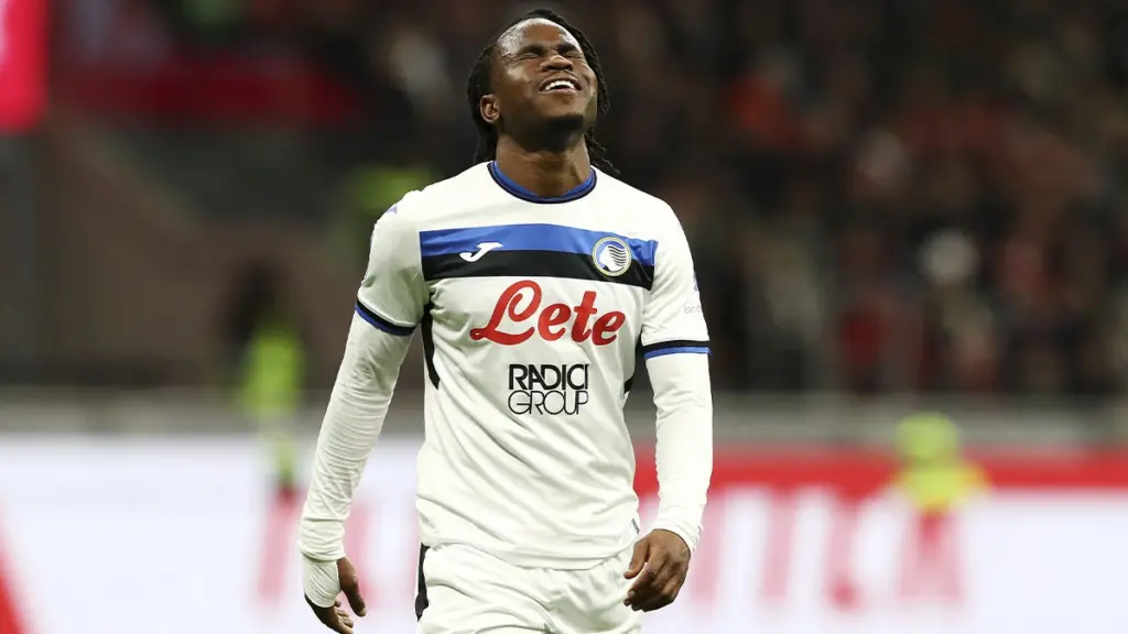 Ademola Lookman, en ‘guerra’ con la Atalanta para forzar su salida