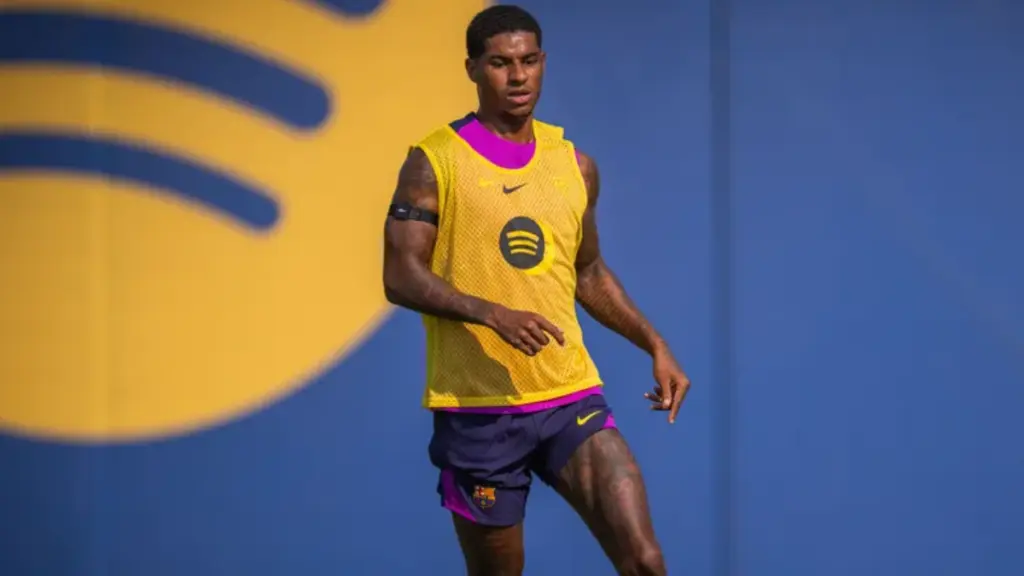 Barça define su estrategia para inscribir a Rashford, Szczęsny y otros tras Joan García