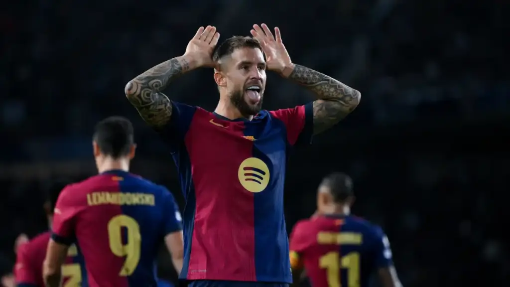 La marcha de Iñigo Martínez no altera los planes del Barça en defensa