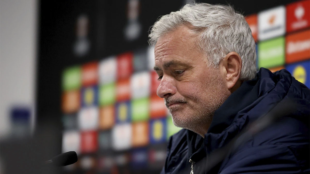 El Fenerbahçe echa a José Mourinho tras su fracaso en Champions