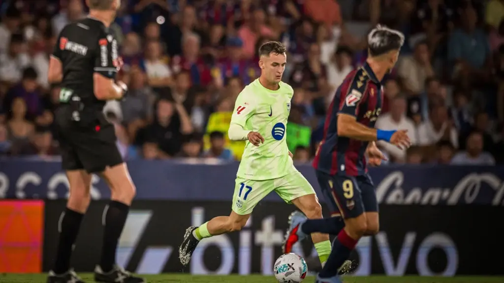 El FC Barcelona no descarta un cambio de planes de último minuto con Marc Casadó