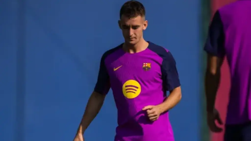 Marc Casadó y el interés del Betis: ¿qué respondió el mediocentro del Barça?