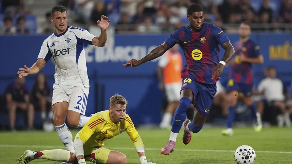 Marcus Rashford: asistencia y fallo surrealista en el Gamper